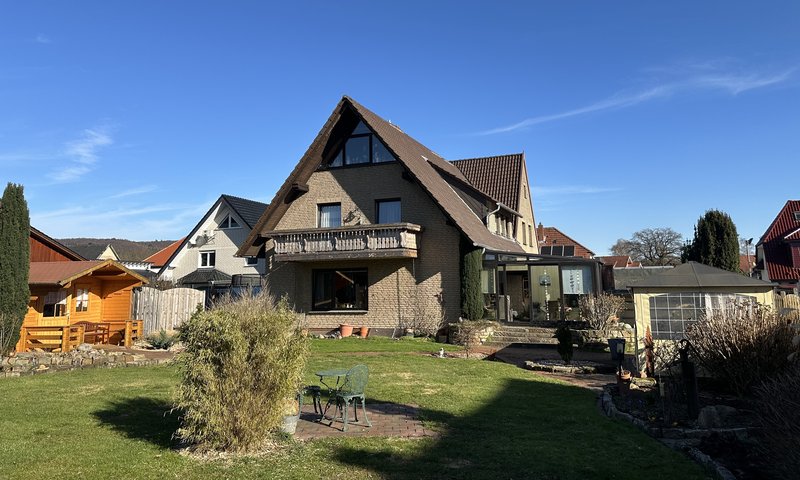 Hüllhorst, Am Bahnhof 11